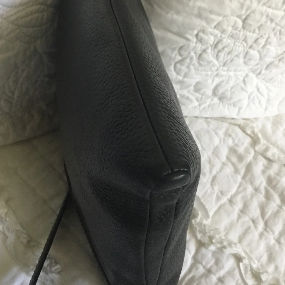 Fossil Black Leather Multi Pocket Crossbody Bag - Picture 6 of 12